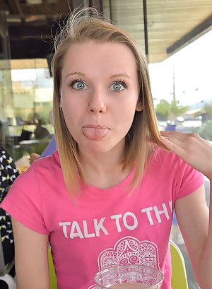 Teen Tongue Porn Pictures